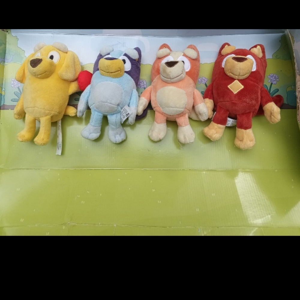 Disney Bluey Plush Animal Friends Set - Yellow, Blue, Orange, Red